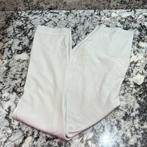 Lululemon align high rise crop leggings - Picture 2 of 8